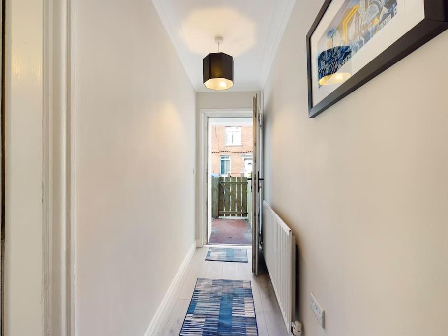 It'S Broadway Baby! Great House Close To City Centre Belfast Exterior foto